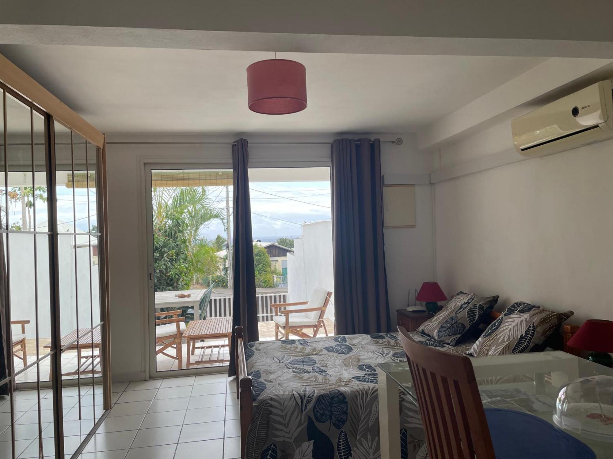 Studio 40M2 Saint Gilles Les Bains Exterior photo